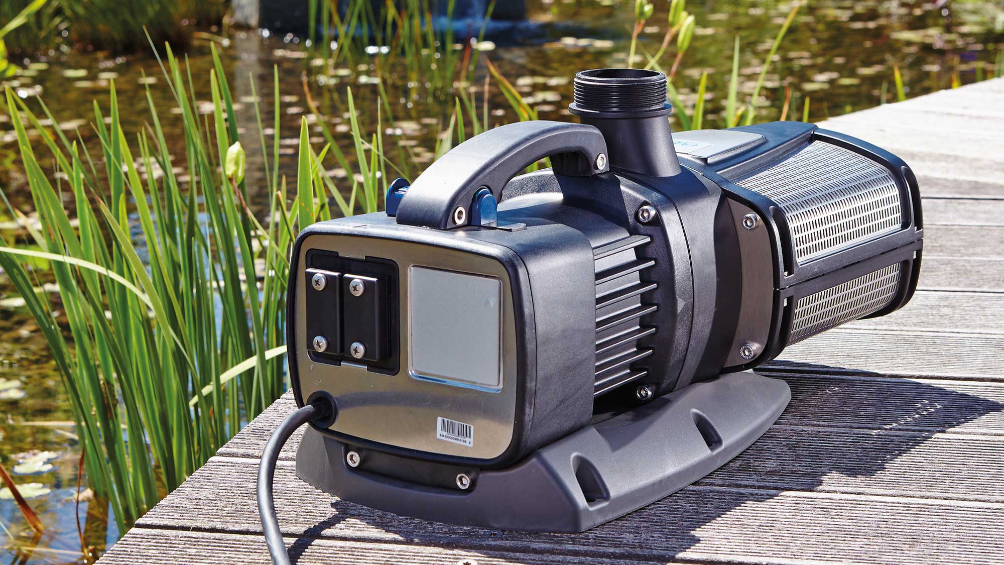OASE104752-Aquarius-Eco-Expert-44000 The Oase Aquarius Eco Expert 44000 is a powerful water feature pump with a vertical lift of over 10 metres. I